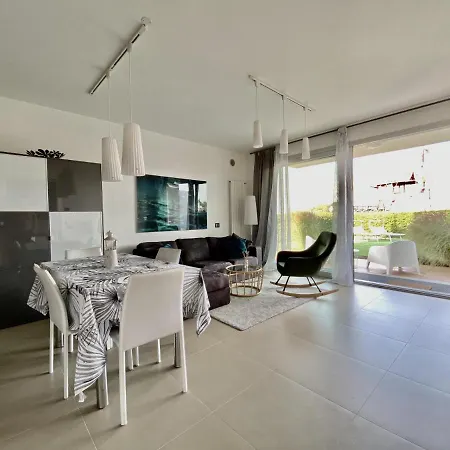 Immobiliare Jvl - Porto Turistico * לידו די ג'סולו